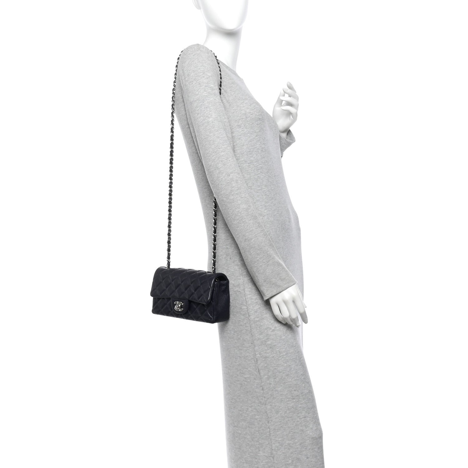 Chanel Kaviar gesteppte Mini Rechteckige Klappe Marineblau · Foto 2